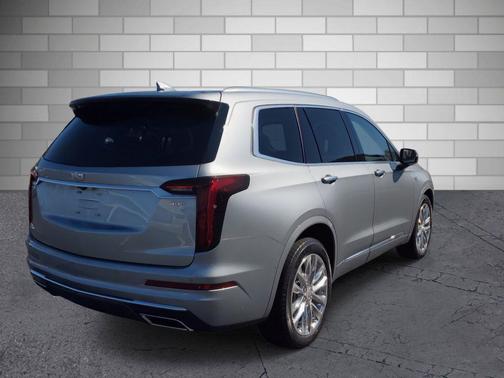 2023 Cadillac XT6 Premium Luxury FWD