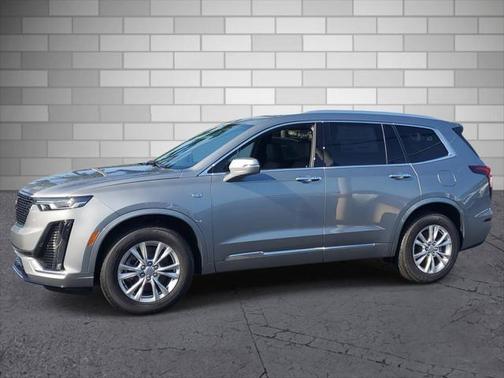 2025 Cadillac XT6 Luxury FWD