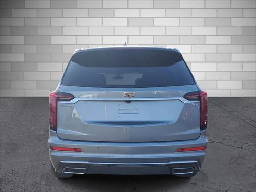 2025 Cadillac XT6 Luxury FWD