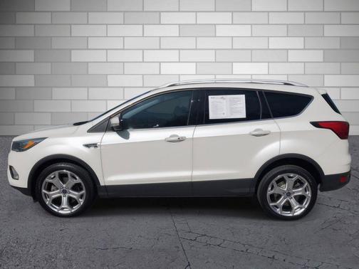 2019 Ford Escape Titanium