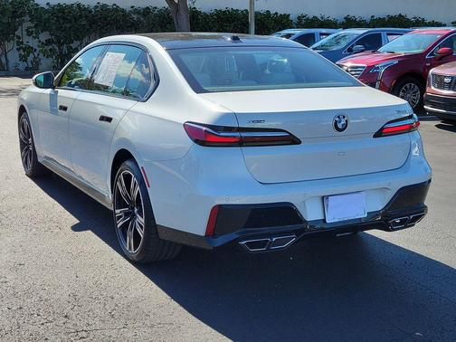 2024 BMW 760 xDrive