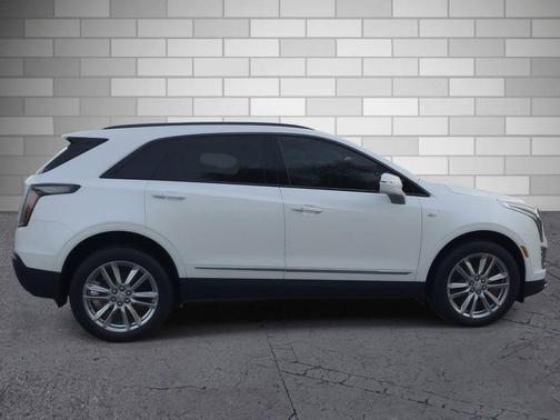 Crystal White Tricoat 2026 Cadillac XT5 Sport