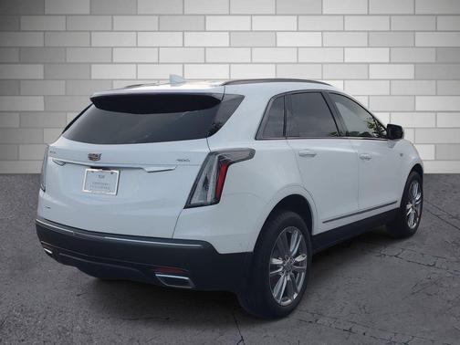 Crystal White Tricoat 2026 Cadillac XT5 Sport