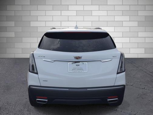 Crystal White Tricoat 2026 Cadillac XT5 Sport