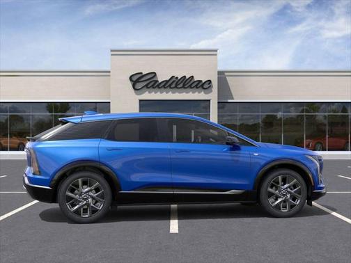 2025 Cadillac OPTIQ Luxury 1 AWD