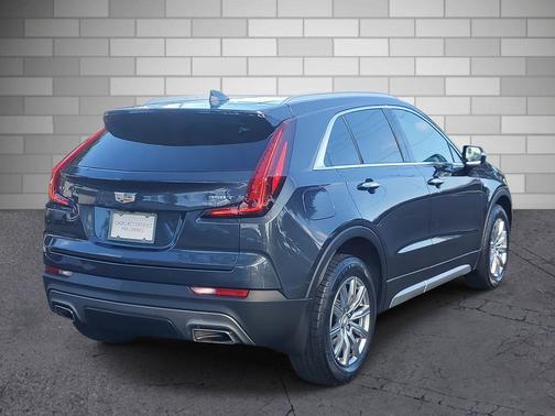 2021 Cadillac XT4 Premium Luxury