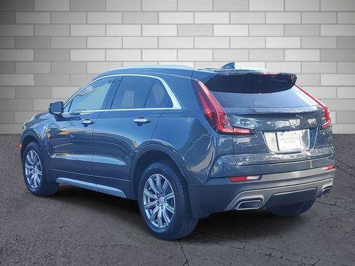 2021 Cadillac XT4 Premium Luxury