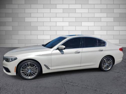 2018 BMW 530 530i