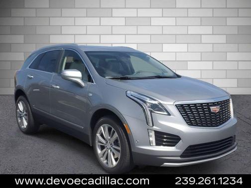 Argent Silver Metallic 2024 Cadillac XT5 Premium Luxury