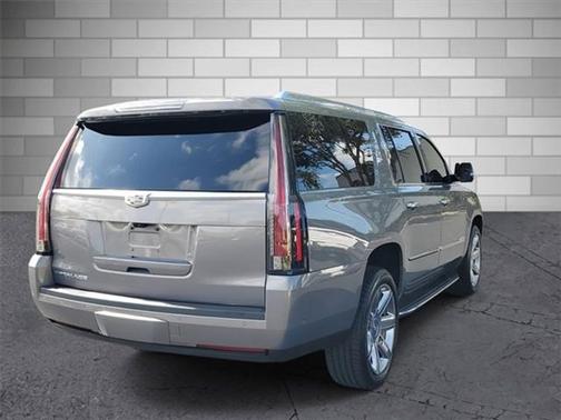 2019 Cadillac Escalade ESV Luxury