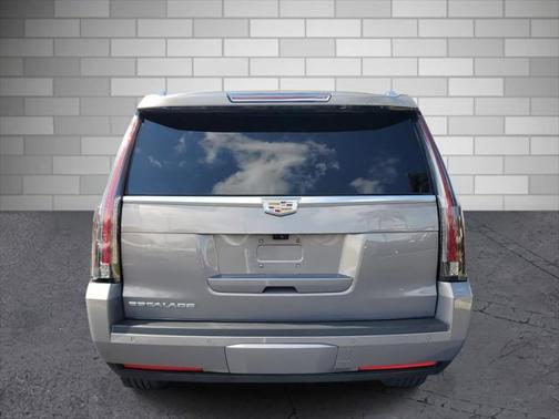2019 Cadillac Escalade ESV Luxury