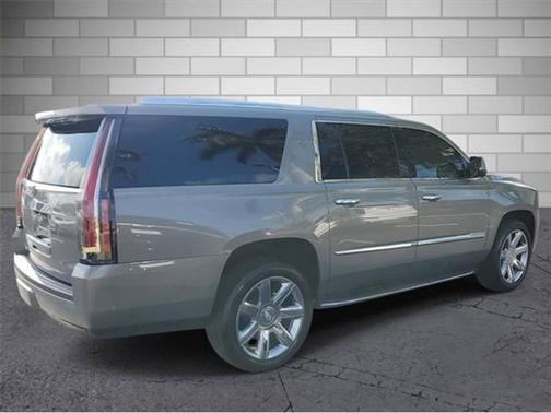 2019 Cadillac Escalade ESV Luxury