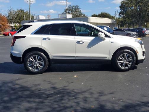 2023 Cadillac XT5 Premium Luxury