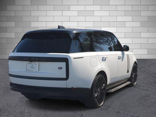 2023 Land Rover Range Rover P530 SE
