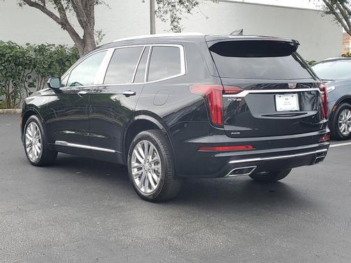 2021 Cadillac XT6 Premium Luxury AWD