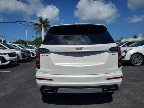 2025 Cadillac XT6 Sport AWD