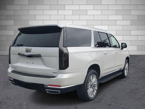 2025 Cadillac Escalade ESV Premium Luxury