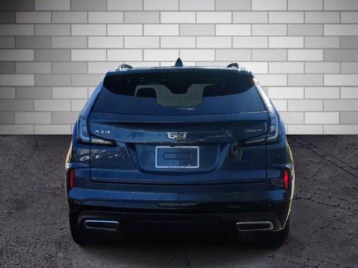 2025 Cadillac XT4 Sport
