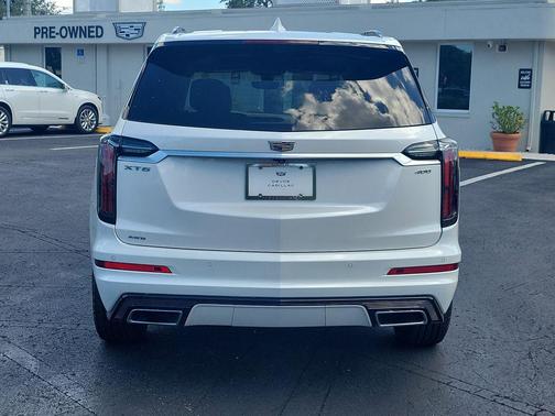 2022 Cadillac XT6 Sport AWD