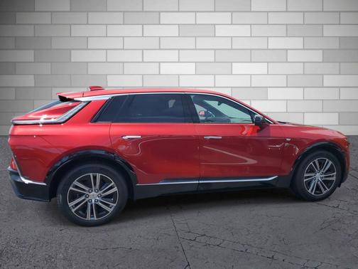 2025 Cadillac LYRIQ Luxury