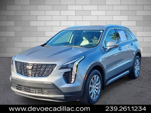 2023 Cadillac XT4 Premium Luxury