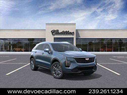 2025 Cadillac XT4 Premium Luxury