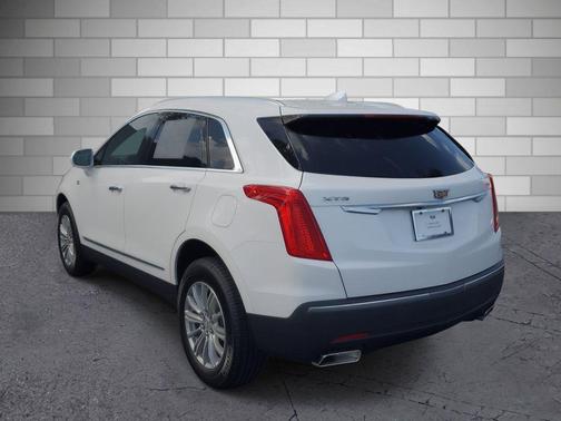 Crystal White Tricoat 2019 Cadillac XT5 Luxury