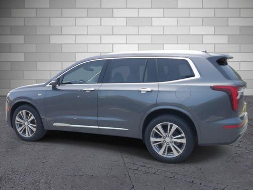 Wilder Metallic 2022 Cadillac XT6 Premium Luxury AWD
