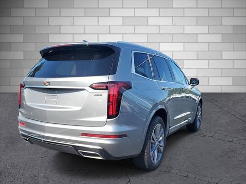 2025 Cadillac XT6 Premium Luxury FWD