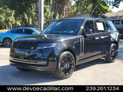 2025 Land Rover Range Rover P400 SE 7 Seat