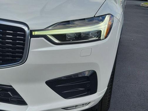 2020 Volvo XC60 T5 R-Design