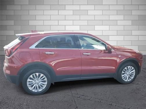 2024 Cadillac XT4 Luxury
