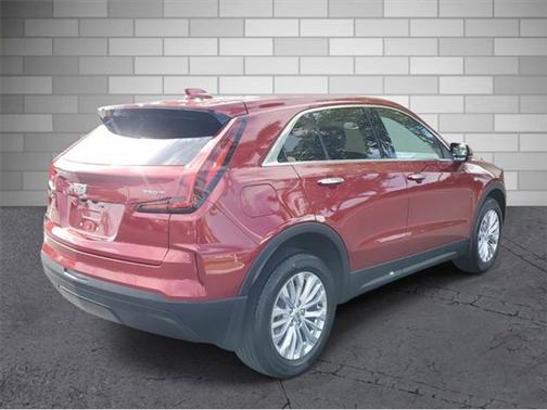 2024 Cadillac XT4 Luxury
