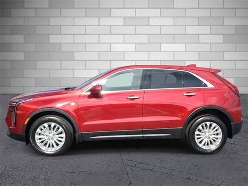 2024 Cadillac XT4 Luxury