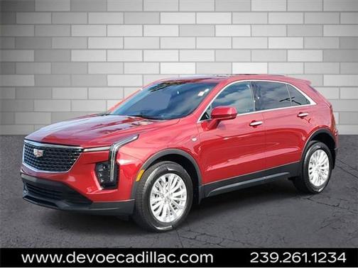 2024 Cadillac XT4 Luxury