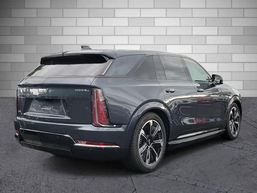 2025 Cadillac Escalade IQ Sport 1