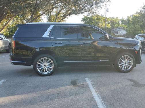 2023 Cadillac Escalade Premium Luxury