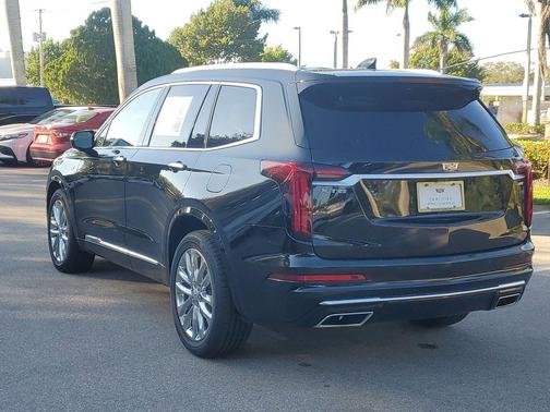 2023 Cadillac XT6 Premium Luxury FWD