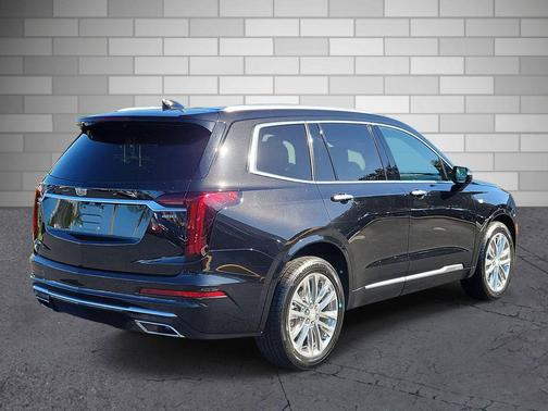 2023 Cadillac XT6 Premium Luxury FWD