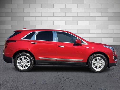 2023 Cadillac XT5 Luxury