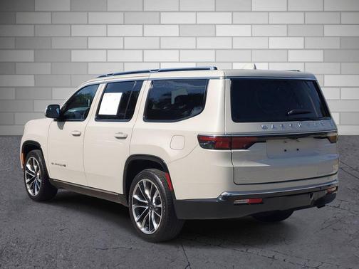 2022 Jeep Wagoneer Series III 4x4