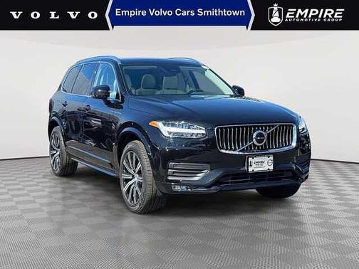 Onyx Black 2023 Volvo XC90 Core