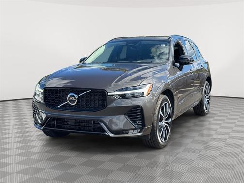2025 Volvo XC60 B5 Plus
