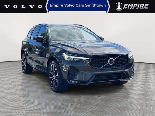 2025 Volvo XC60 B5 Plus