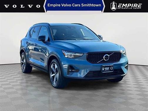 2023 Volvo XC40 Plus