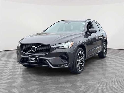 2023 Volvo XC60 Plus