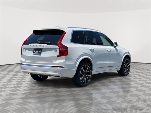 2024 Volvo XC90 B6 Plus Bright 7-Seater