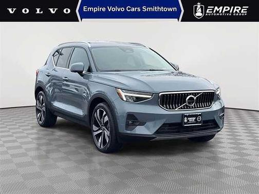 2023 Volvo XC40 Plus