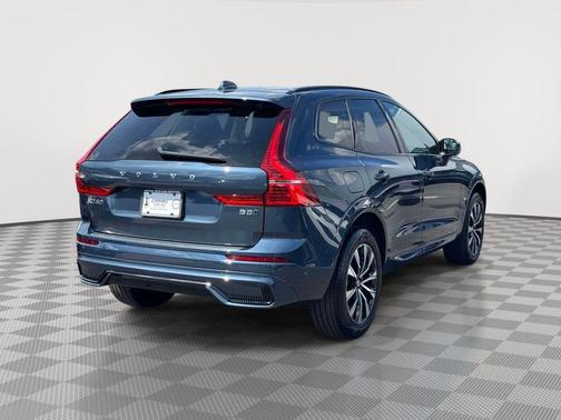 Denim Blue Metallic 2024 Volvo XC60 B5 Plus Dark Theme