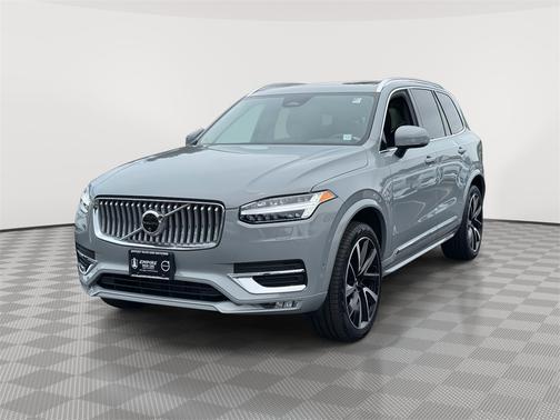 2024 Volvo XC90 B6 Plus Bright 7-Seater